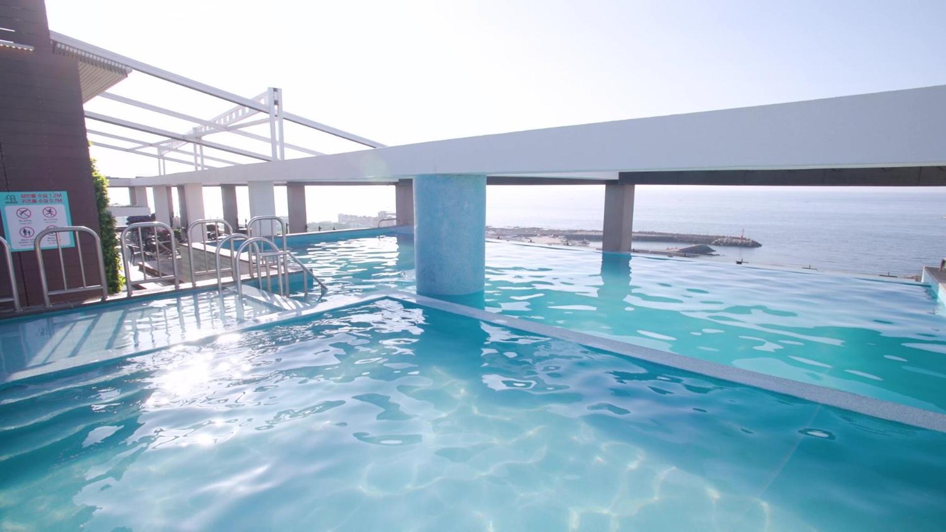 Grabel Hotel Jeju Esterno foto