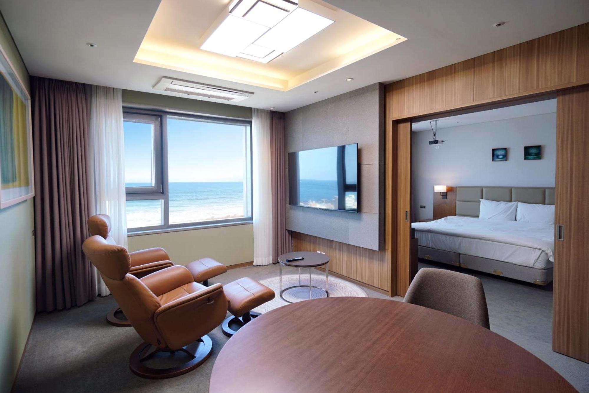 Grabel Hotel Jeju Esterno foto