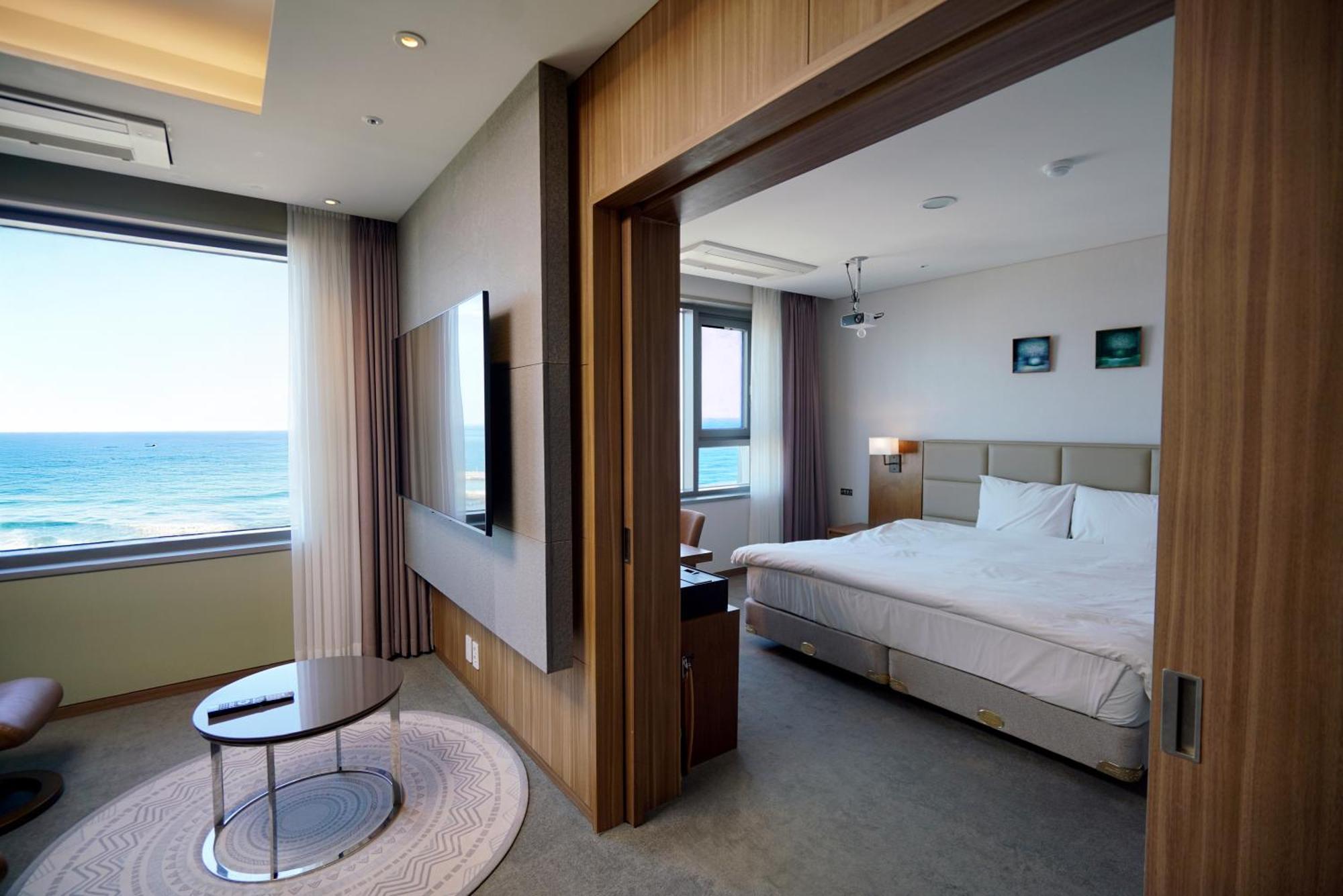 Grabel Hotel Jeju Esterno foto