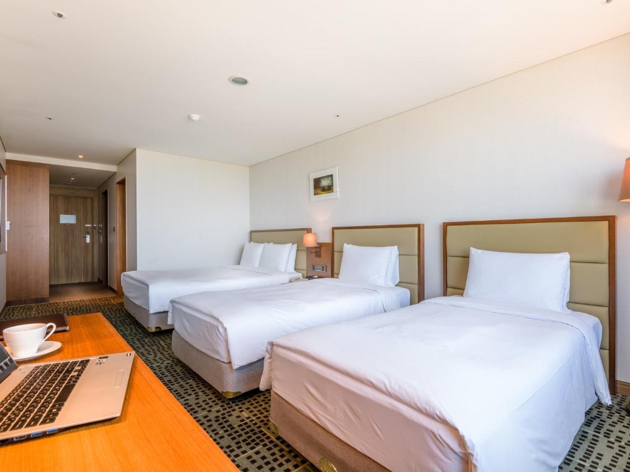 Grabel Hotel Jeju Esterno foto